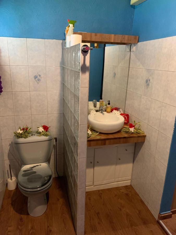 A Tomo Mai Homestay, Close To Airport, Private Bathroom Free Parking And Wifi With High Connection And Breakfast Optional Faaa Exterior foto