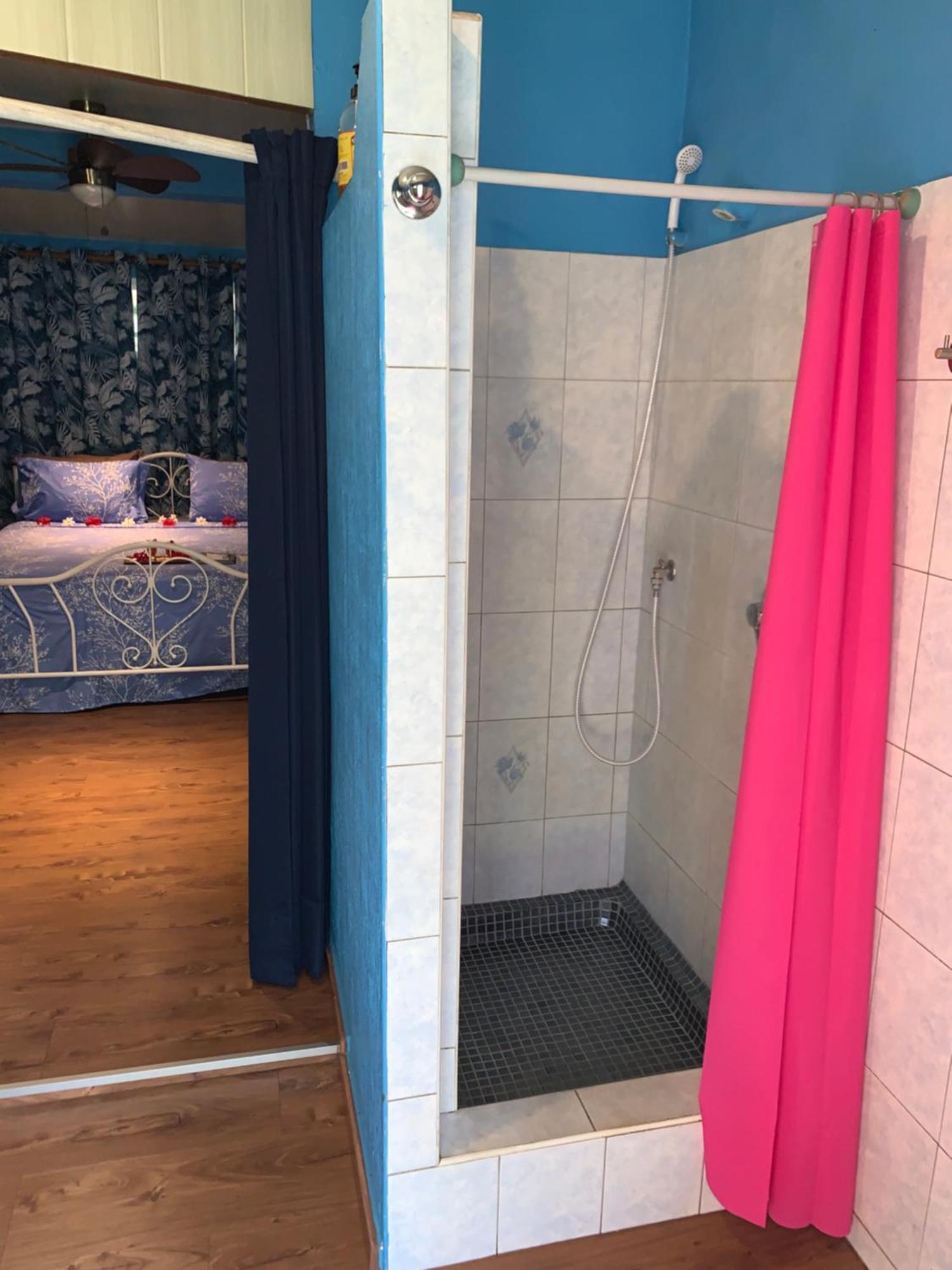 A Tomo Mai Homestay, Close To Airport, Private Bathroom Free Parking And Wifi With High Connection And Breakfast Optional Faaa Exterior foto