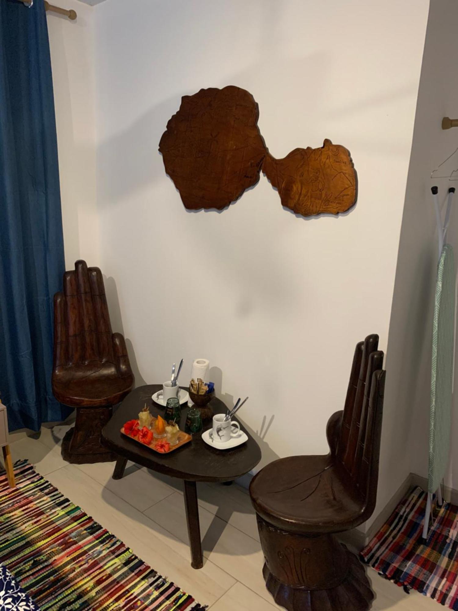 A Tomo Mai Homestay, Close To Airport, Private Bathroom Free Parking And Wifi With High Connection And Breakfast Optional Faaa Exterior foto