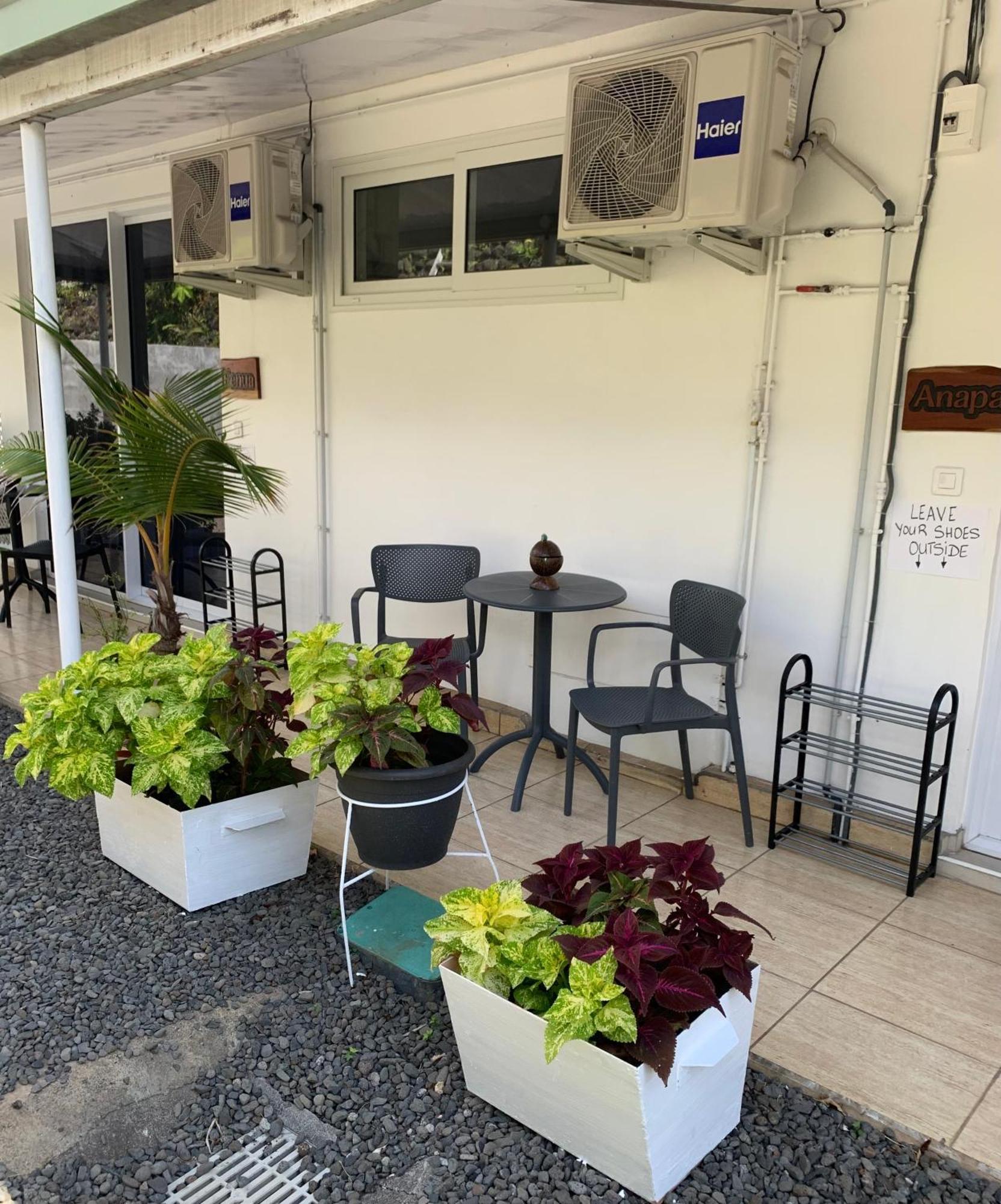 A Tomo Mai Homestay, Close To Airport, Private Bathroom Free Parking And Wifi With High Connection And Breakfast Optional Faaa Exterior foto