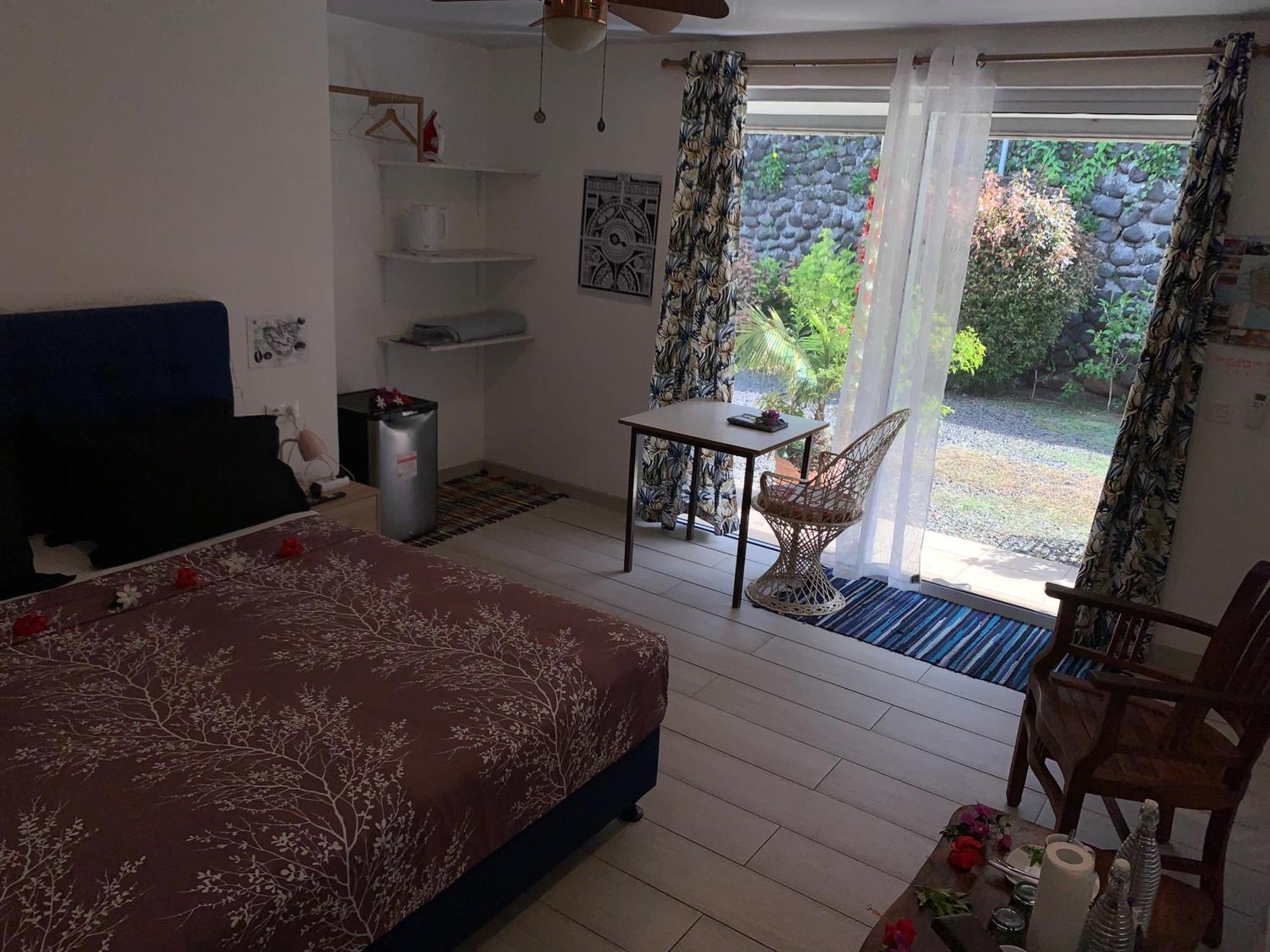 A Tomo Mai Homestay, Close To Airport, Private Bathroom Free Parking And Wifi With High Connection And Breakfast Optional Faaa Exterior foto