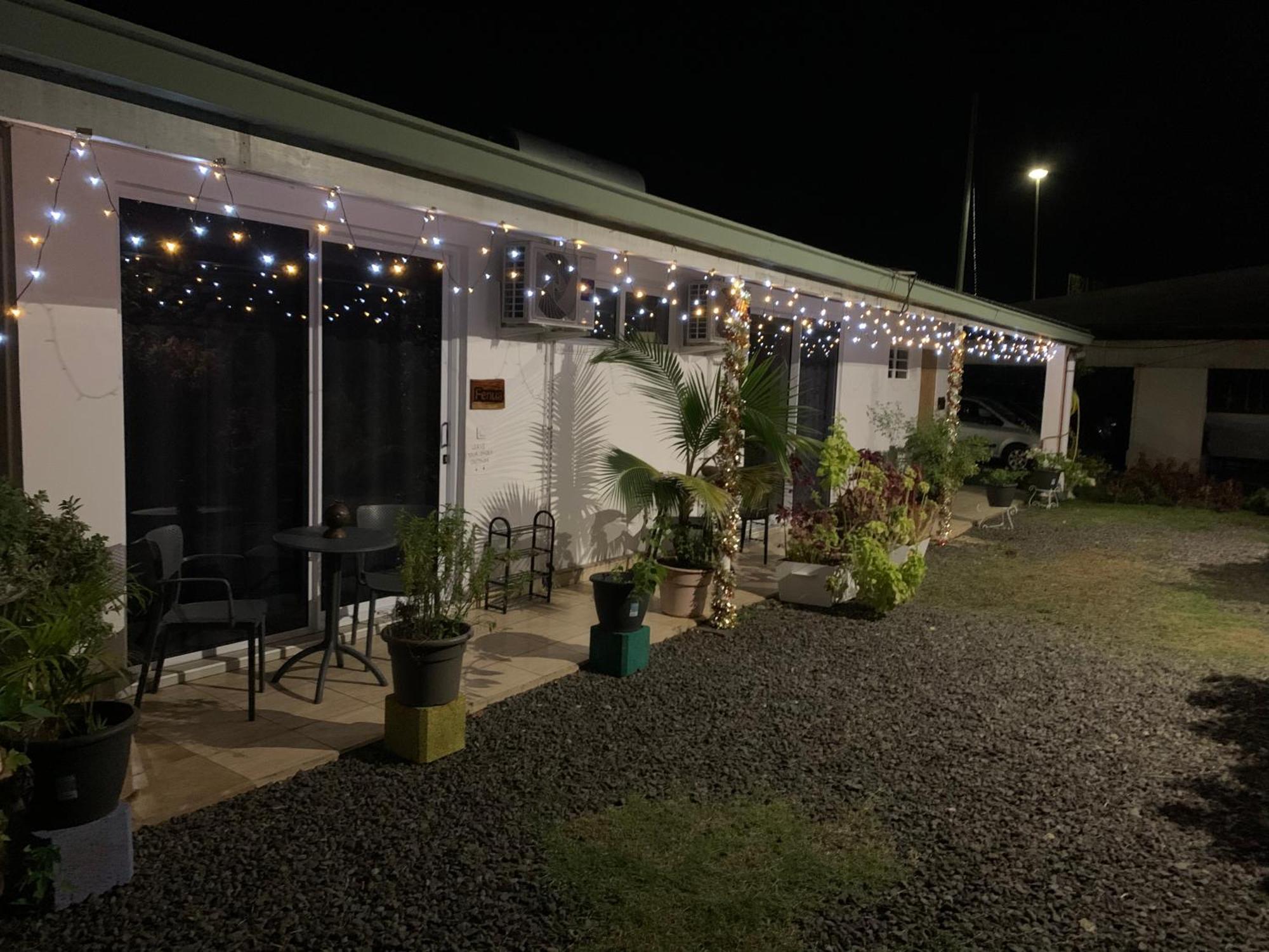 A Tomo Mai Homestay, Close To Airport, Private Bathroom Free Parking And Wifi With High Connection And Breakfast Optional Faaa Exterior foto